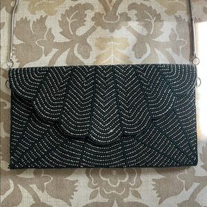 Elegant Green Beaded Clutch